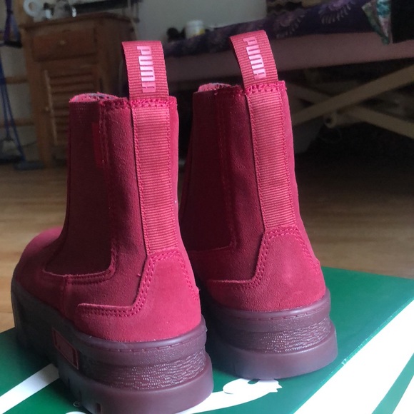 PUMA Red Suede Platform Space Boot Sz 7 NEW - Picture 3 of 3